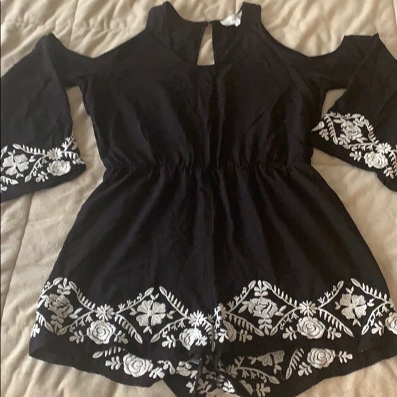 Love Tree Pants - BLACK shorts jumper